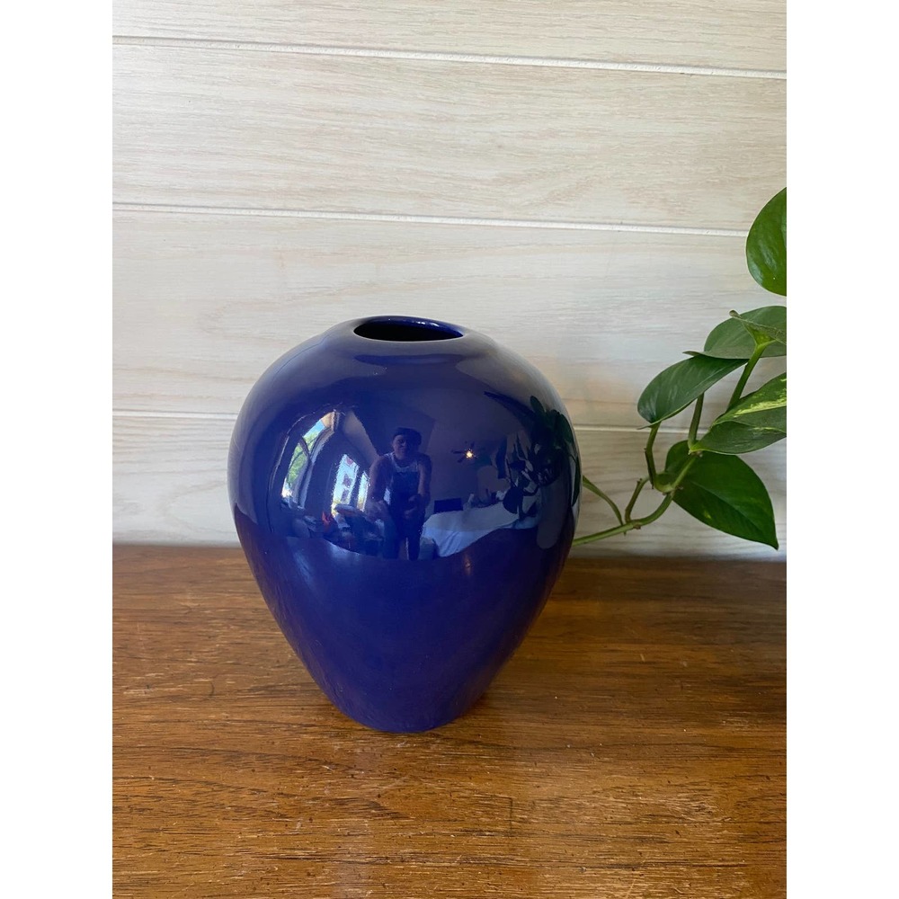Vintage Royal Blue Haeger Vase